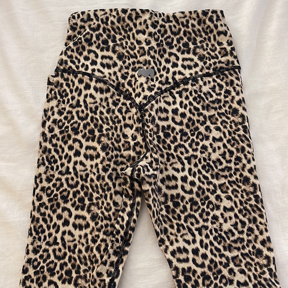 Neu Apparel Leggings View 4